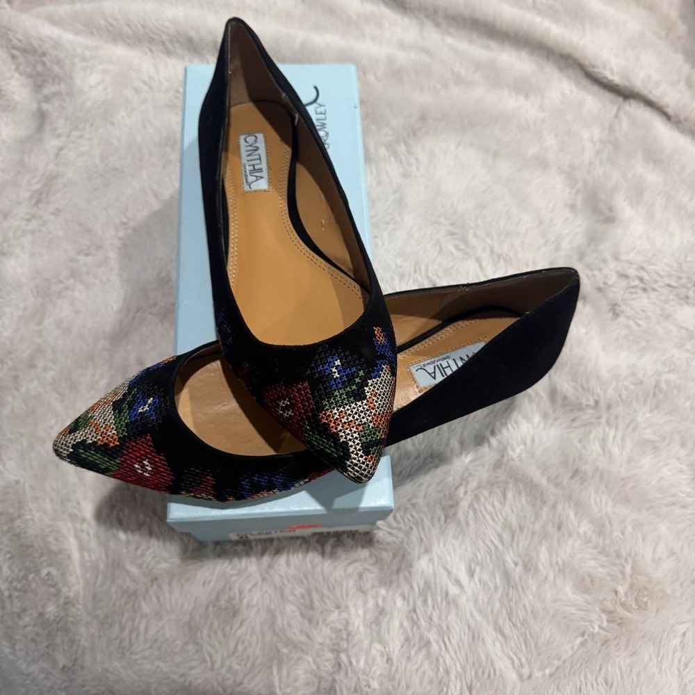 Cynthia Rowley Women's Sz 8 ASTOR Black  Embroidered Suede Leather Flat Shoes